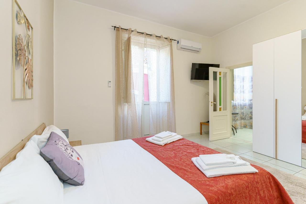 A Casa Di Maria Apartment Catania Luaran gambar